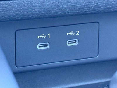 2026 Mitsubishi Outlander LE