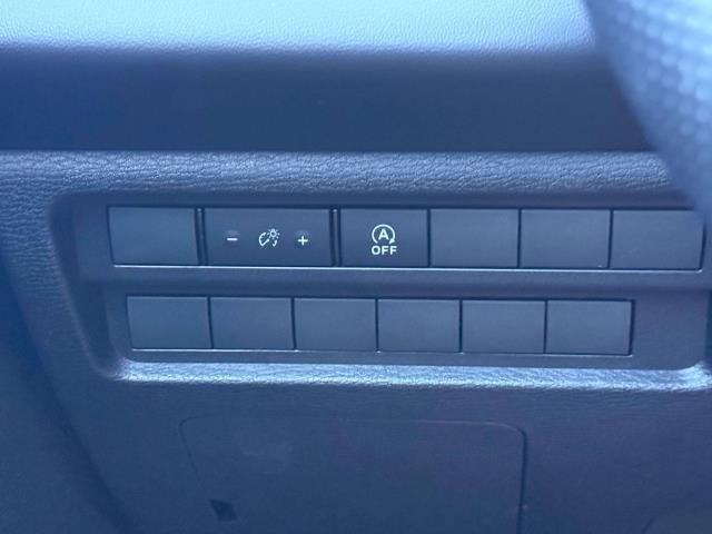 2026 Mitsubishi Outlander LE