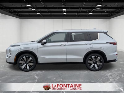 2026 Mitsubishi Outlander LE
