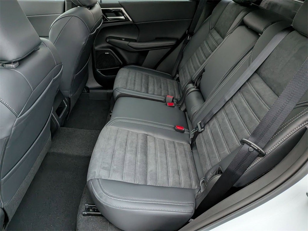 2026 Mitsubishi Outlander Trail Edition