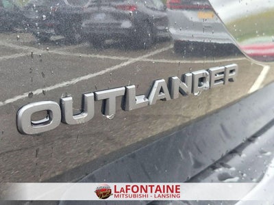2026 Mitsubishi Outlander SE
