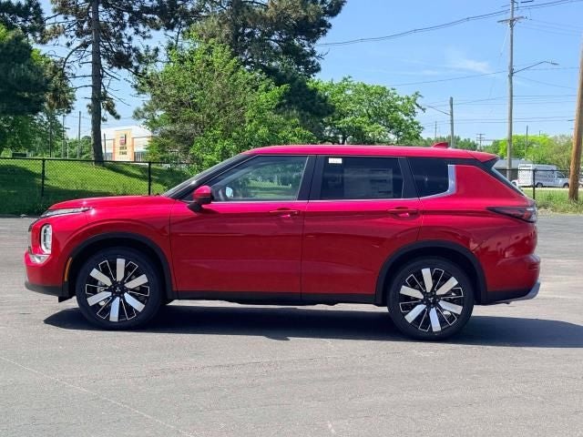 2026 Mitsubishi Outlander SE