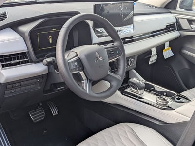 2025 Mitsubishi Outlander PLATINUM