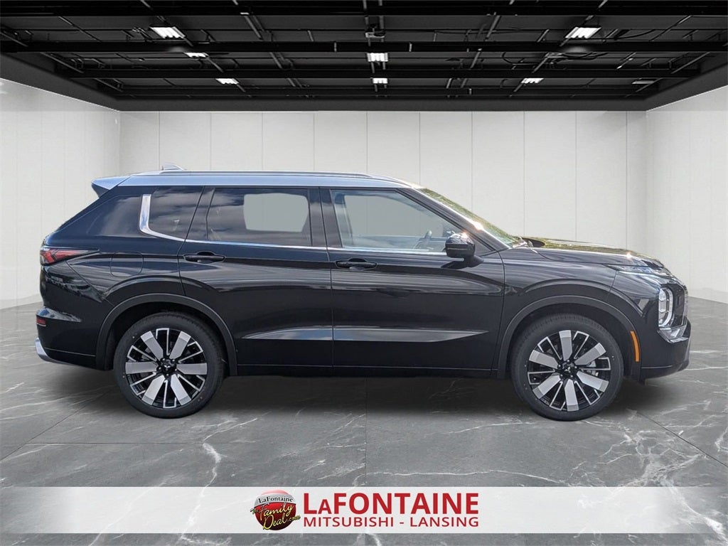 2025 Mitsubishi Outlander PLATINUM