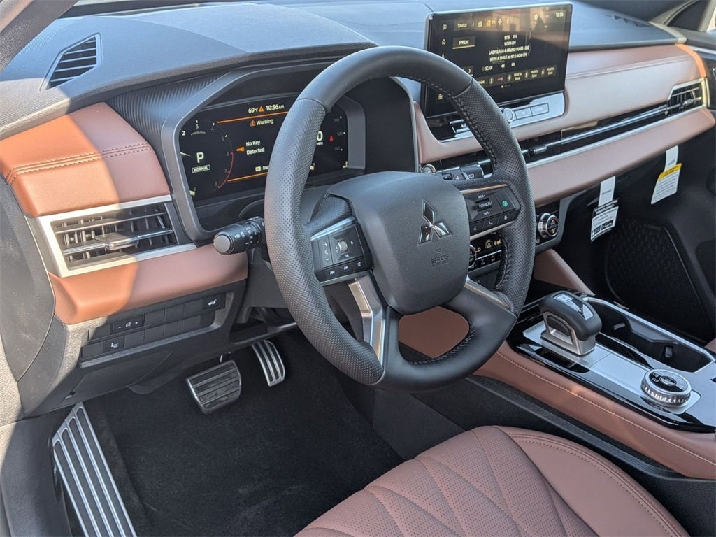 2025 Mitsubishi Outlander SEL