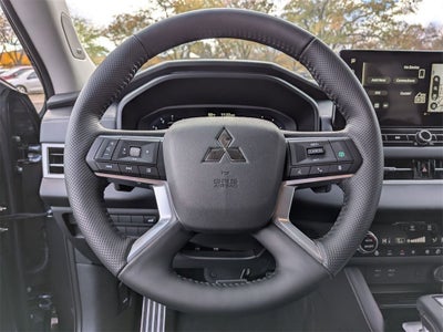 2025 Mitsubishi Outlander SEL