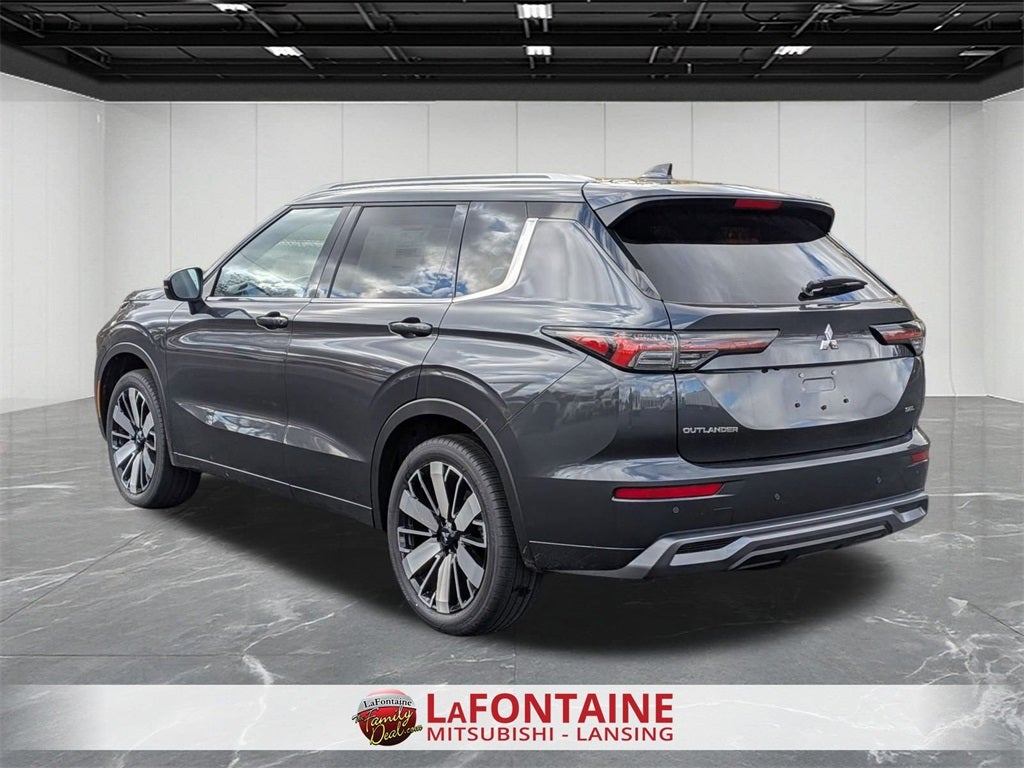 2025 Mitsubishi Outlander SEL