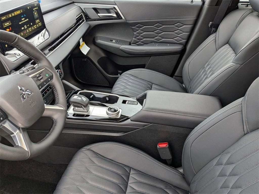 2026 Mitsubishi Outlander SEL