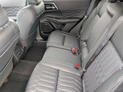 2026 Mitsubishi Outlander SEL