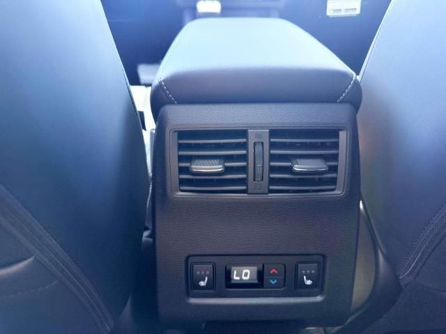 2026 Mitsubishi Outlander Black Edition