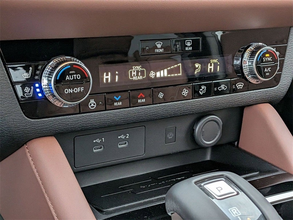 2026 Mitsubishi Outlander SEL