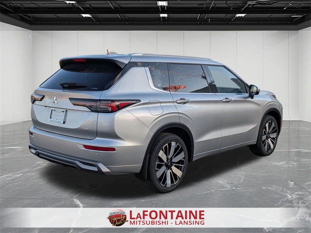 2026 Mitsubishi Outlander SEL