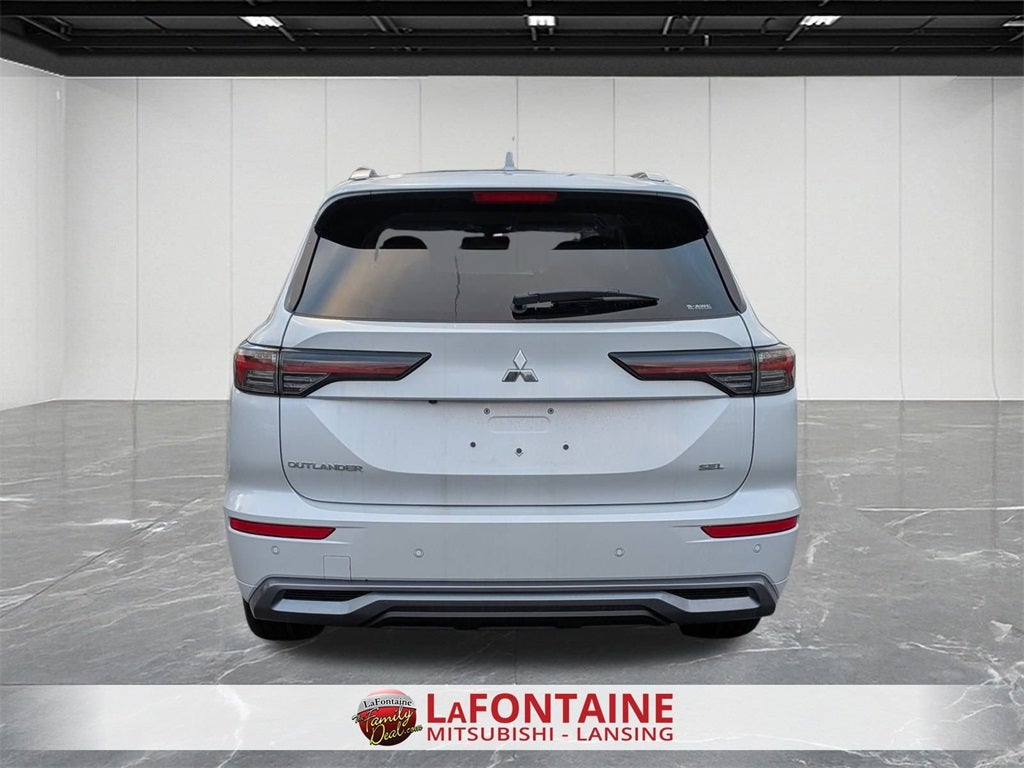 2026 Mitsubishi Outlander SEL