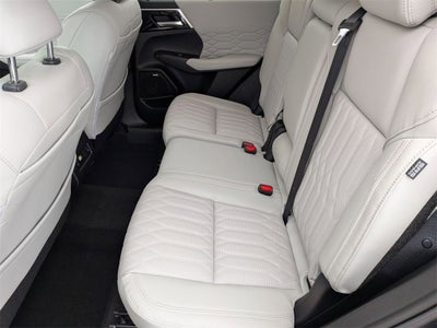 2026 Mitsubishi Outlander SEL