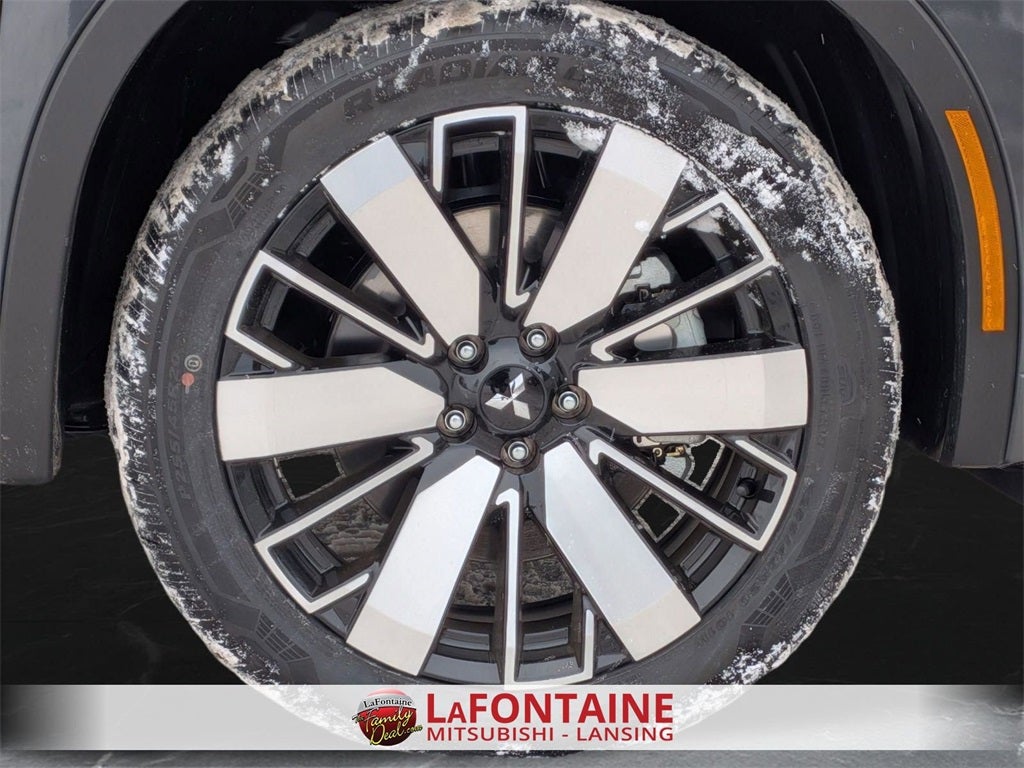 2026 Mitsubishi Outlander SEL