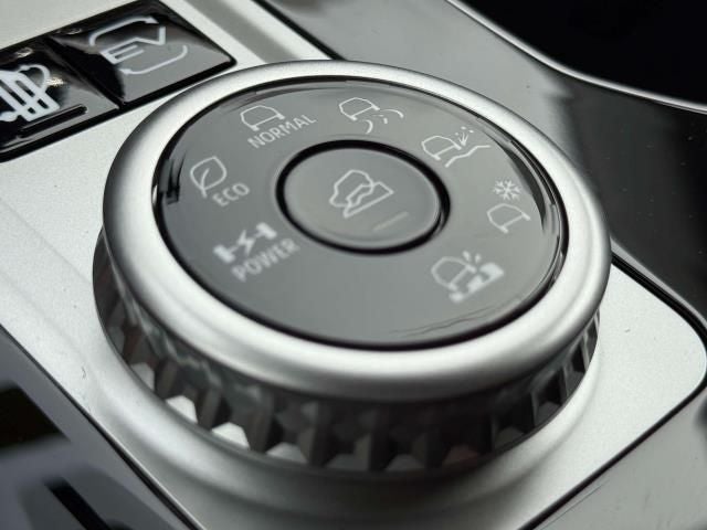 2026 Mitsubishi Outlander PHEV SE