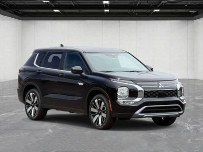 2026 Mitsubishi Outlander PHEV SE