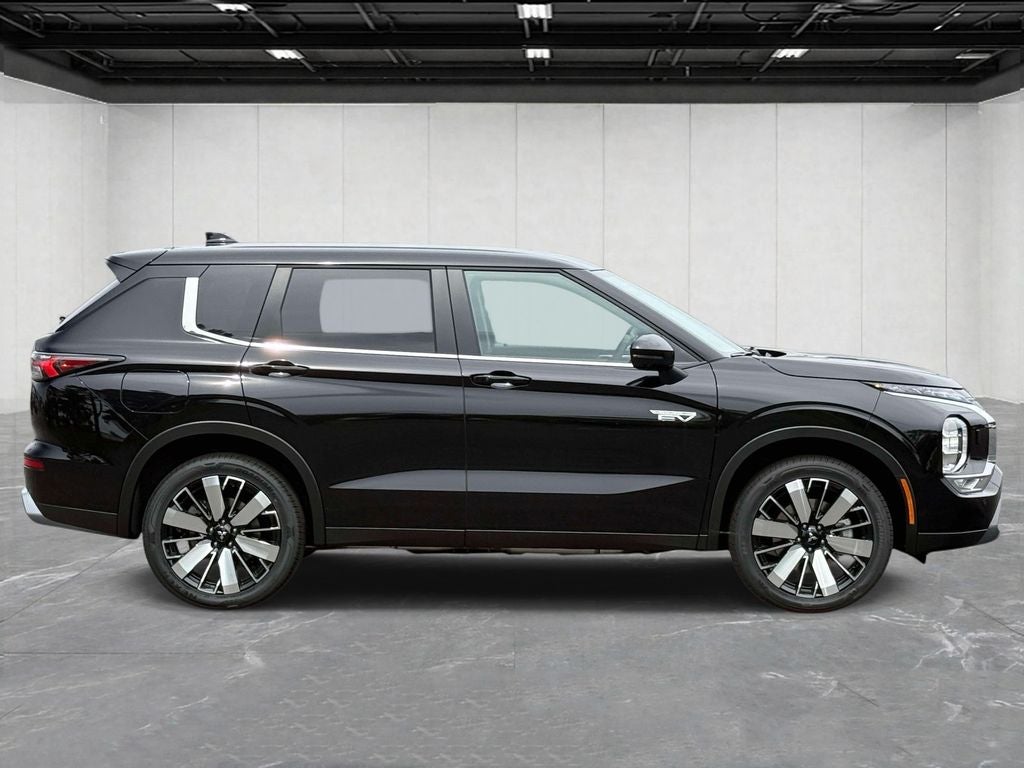 2026 Mitsubishi Outlander PHEV SE