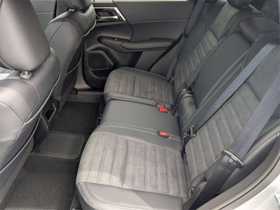 2025 Mitsubishi Outlander PHEV SE