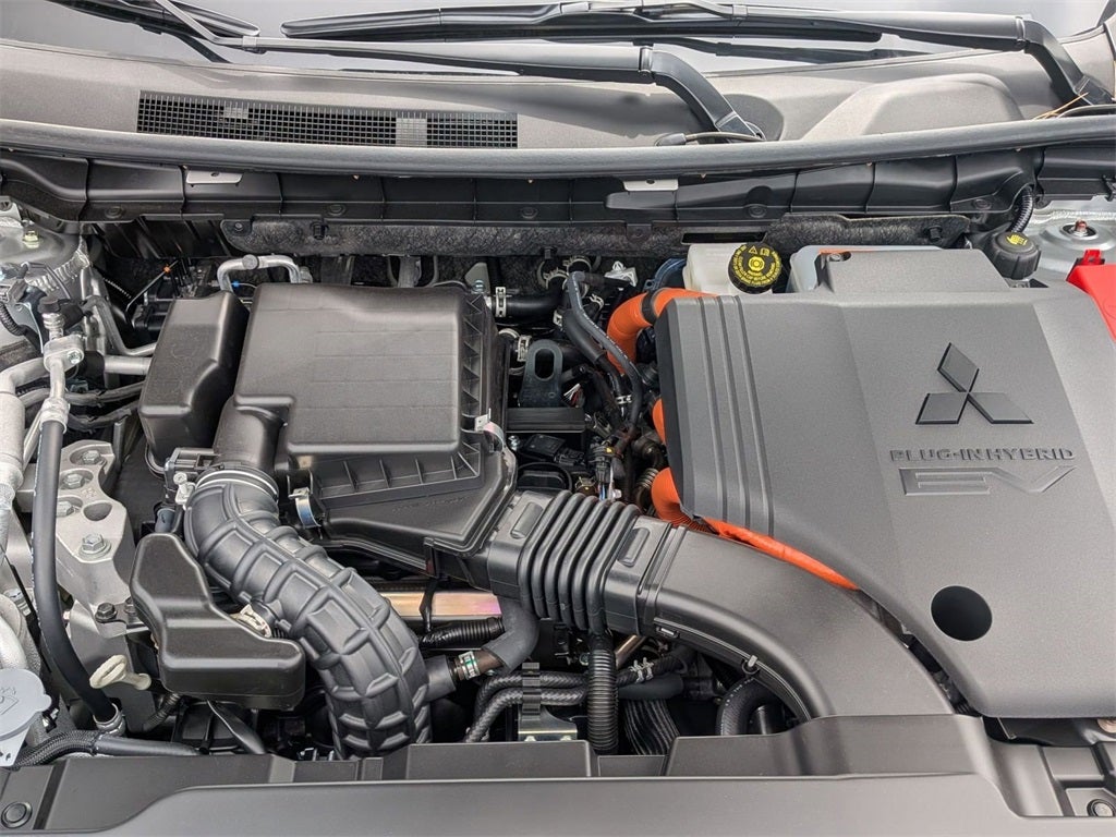 2025 Mitsubishi Outlander PHEV SE