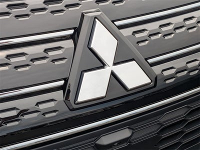 2025 Mitsubishi Outlander PHEV SE