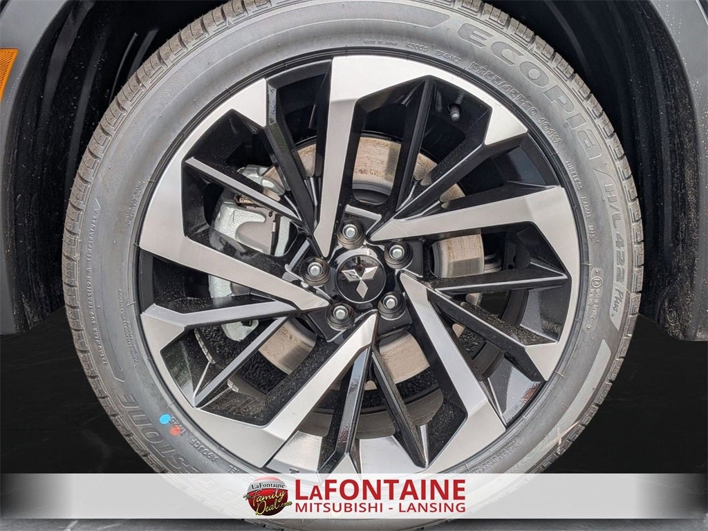 2025 Mitsubishi Outlander PHEV SE