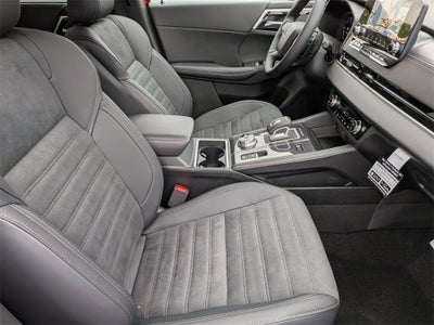 2025 Mitsubishi Outlander PHEV SE