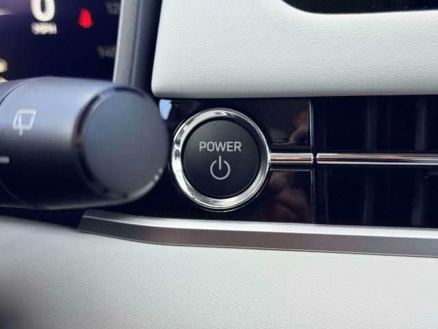 2026 Mitsubishi Outlander PHEV SE
