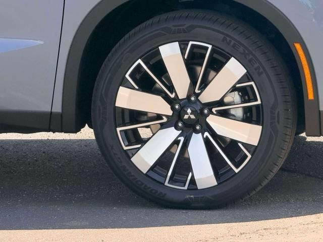 2026 Mitsubishi Outlander PHEV SE