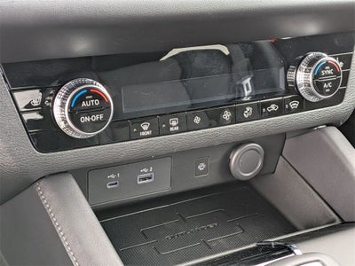 2025 Mitsubishi Outlander PHEV SE