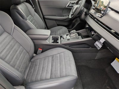 2025 Mitsubishi Outlander PHEV SE