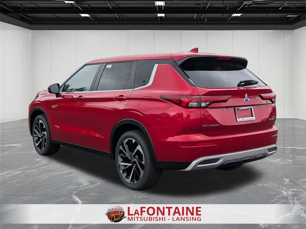 2025 Mitsubishi Outlander PHEV SE