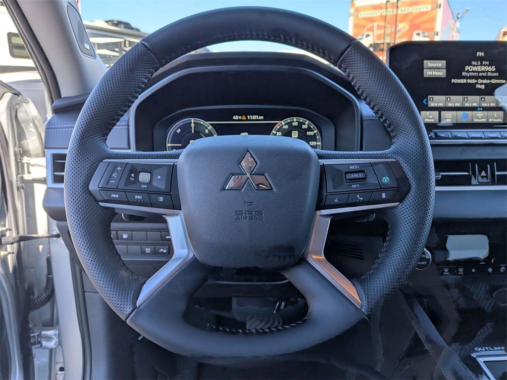 2025 Mitsubishi Outlander PHEV SE