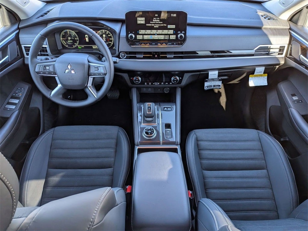 2025 Mitsubishi Outlander PHEV SE