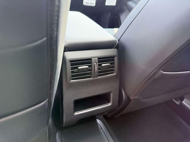 2026 Mitsubishi Outlander PHEV SE