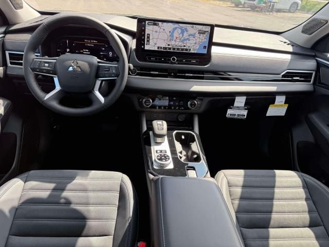 2026 Mitsubishi Outlander PHEV SE