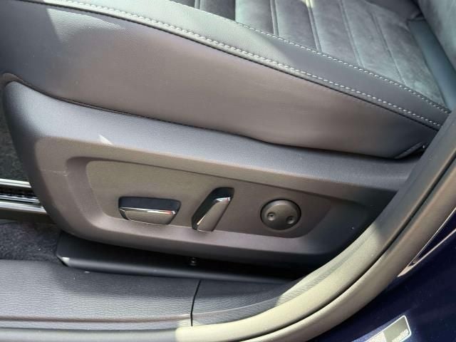 2026 Mitsubishi Outlander PHEV SE