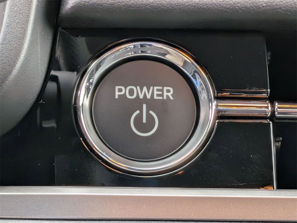 2025 Mitsubishi Outlander PHEV SE