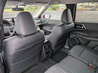 2025 Mitsubishi Outlander PHEV SE