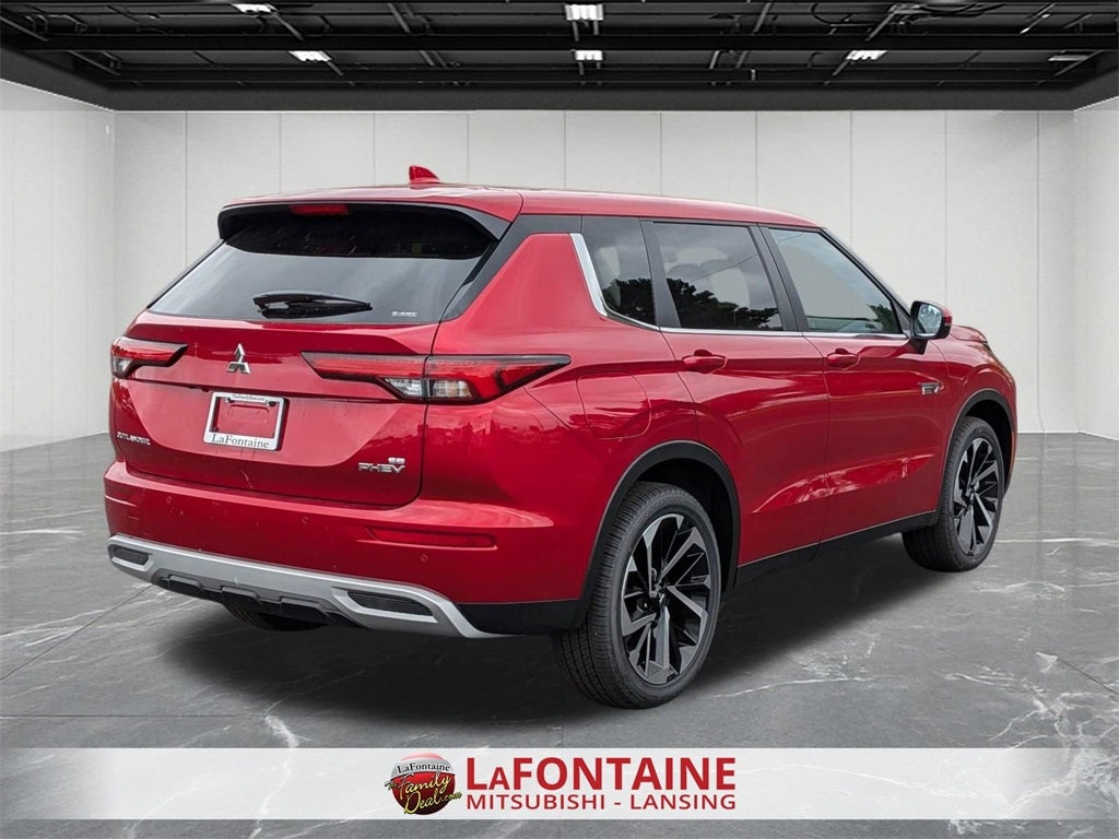 2025 Mitsubishi Outlander PHEV SE