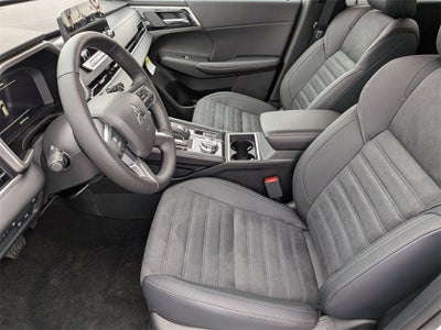 2025 Mitsubishi Outlander PHEV SE