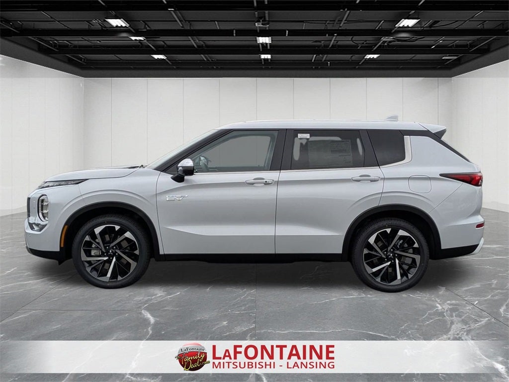 2025 Mitsubishi Outlander PHEV SE