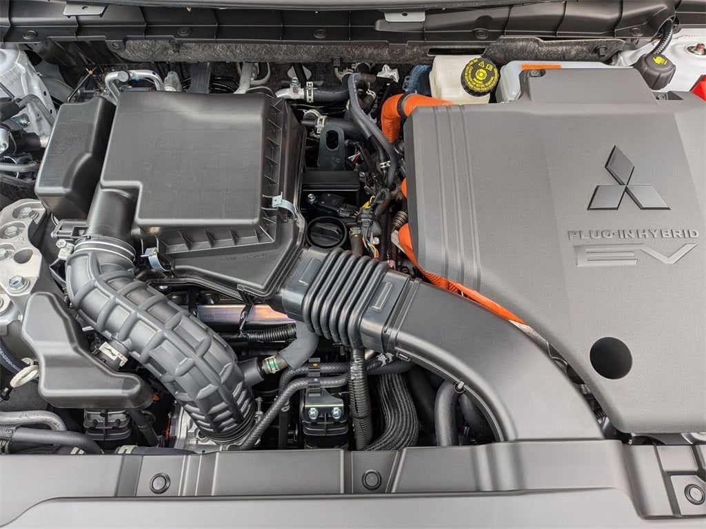 2025 Mitsubishi Outlander PHEV SE