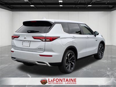 2025 Mitsubishi Outlander PHEV SE