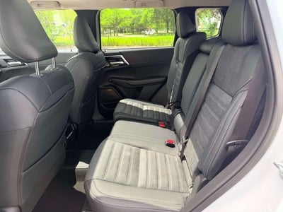 2026 Mitsubishi Outlander PHEV SE