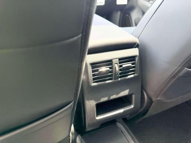 2026 Mitsubishi Outlander PHEV SE