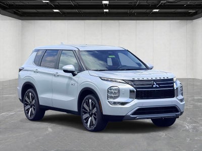 2026 Mitsubishi Outlander PHEV SE
