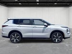 2026 Mitsubishi Outlander PHEV SE