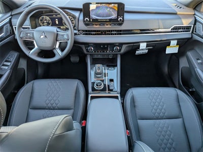 2025 Mitsubishi Outlander PHEV SEL Black Edition