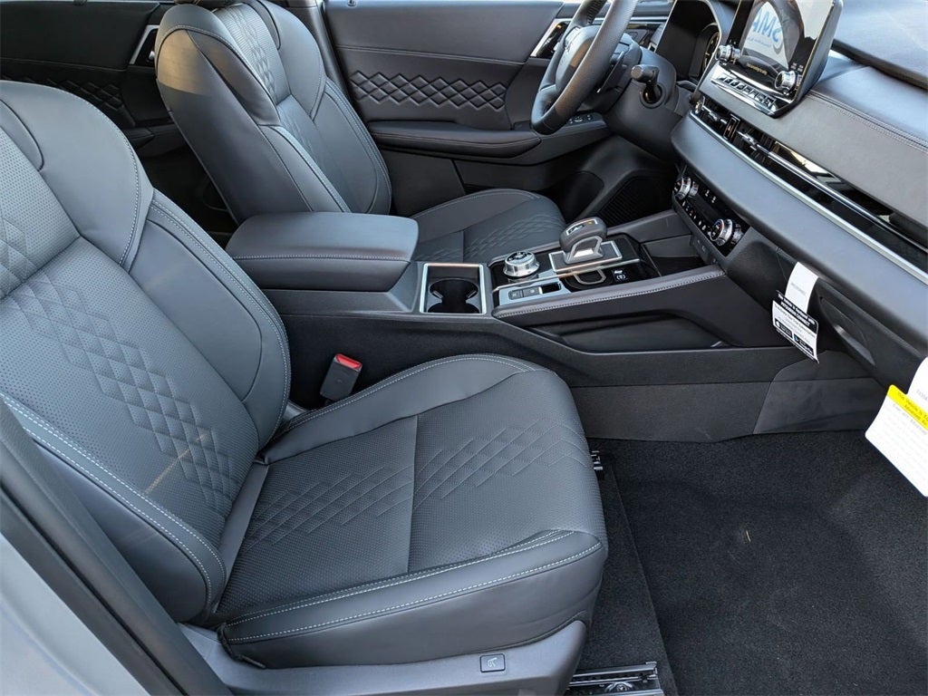 2025 Mitsubishi Outlander PHEV SEL Black Edition